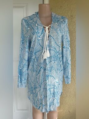 Charlie Holiday White and Blue Striped Knit Top